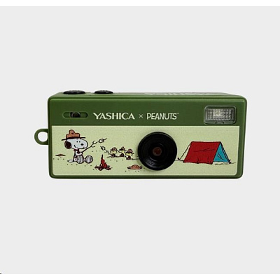 YASHICA Funtastic Keychain Camera (Snoopy's Summit)