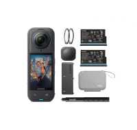 Insta360 X5 Essentials Bundle akční kamera s příslušenstvím